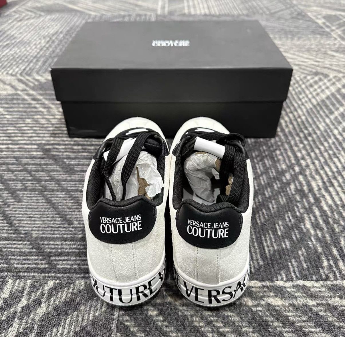 Versace Versace Jeans Court 88 Calfskin Flat Sneakers J42 Size US 7 / EU 40 - 3 Thumbnail