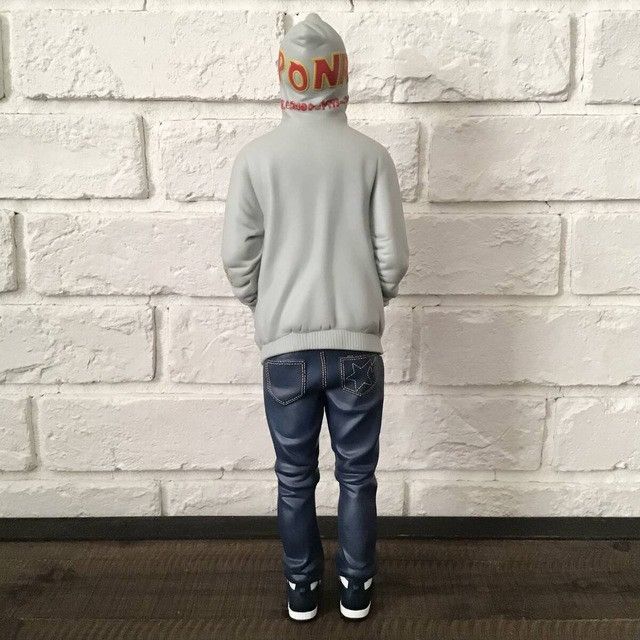 Bape × Nigo 2009 BAPE Teriyaki Alien Shark Hoodie Figure APE NIGO Size ONE SIZE - 3 Thumbnail