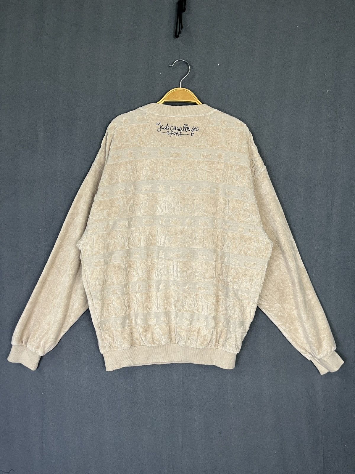 Jean Charles De Castelbajac × Vintage Castelbajac Embroidered Velvet AOP Backhit Sweatshirt Size US M / EU 48-50 / 2 - 2 Thumbnail
