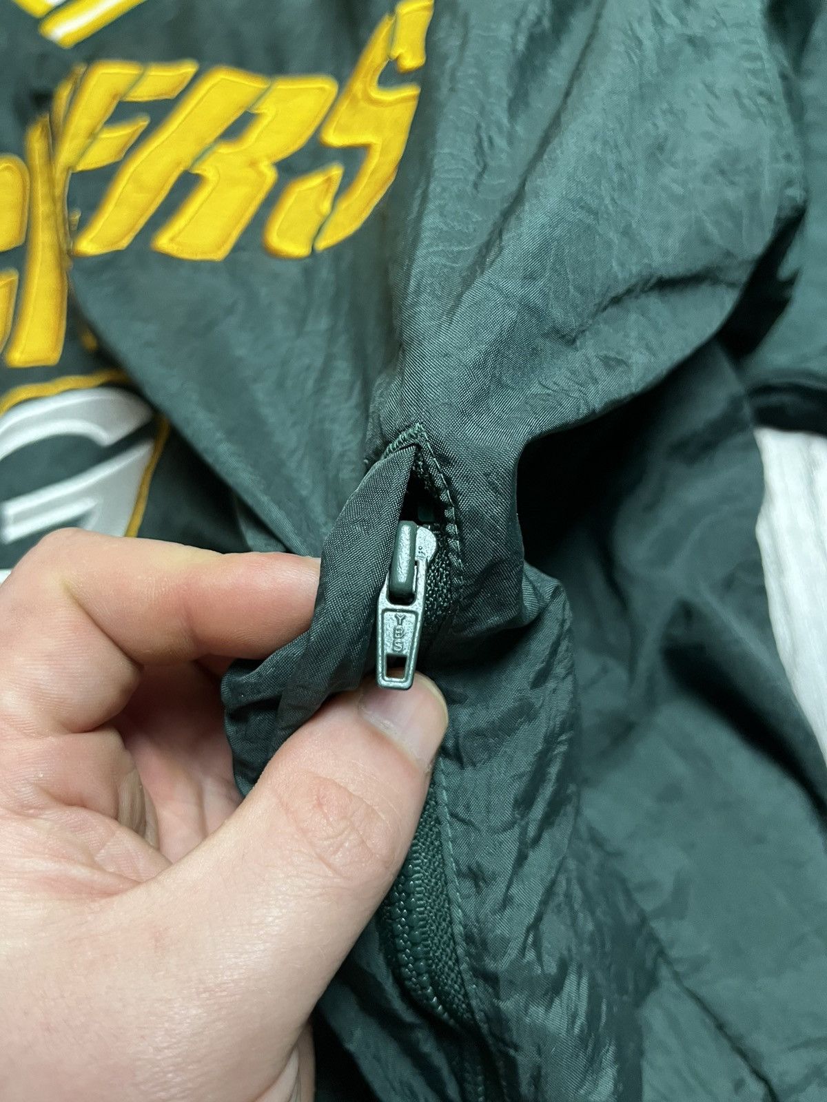 Champion Vintage 90s Champion Green Bay Packers Reversibl Windbreaker Size US L / EU 52-54 / 3 - 7 Thumbnail