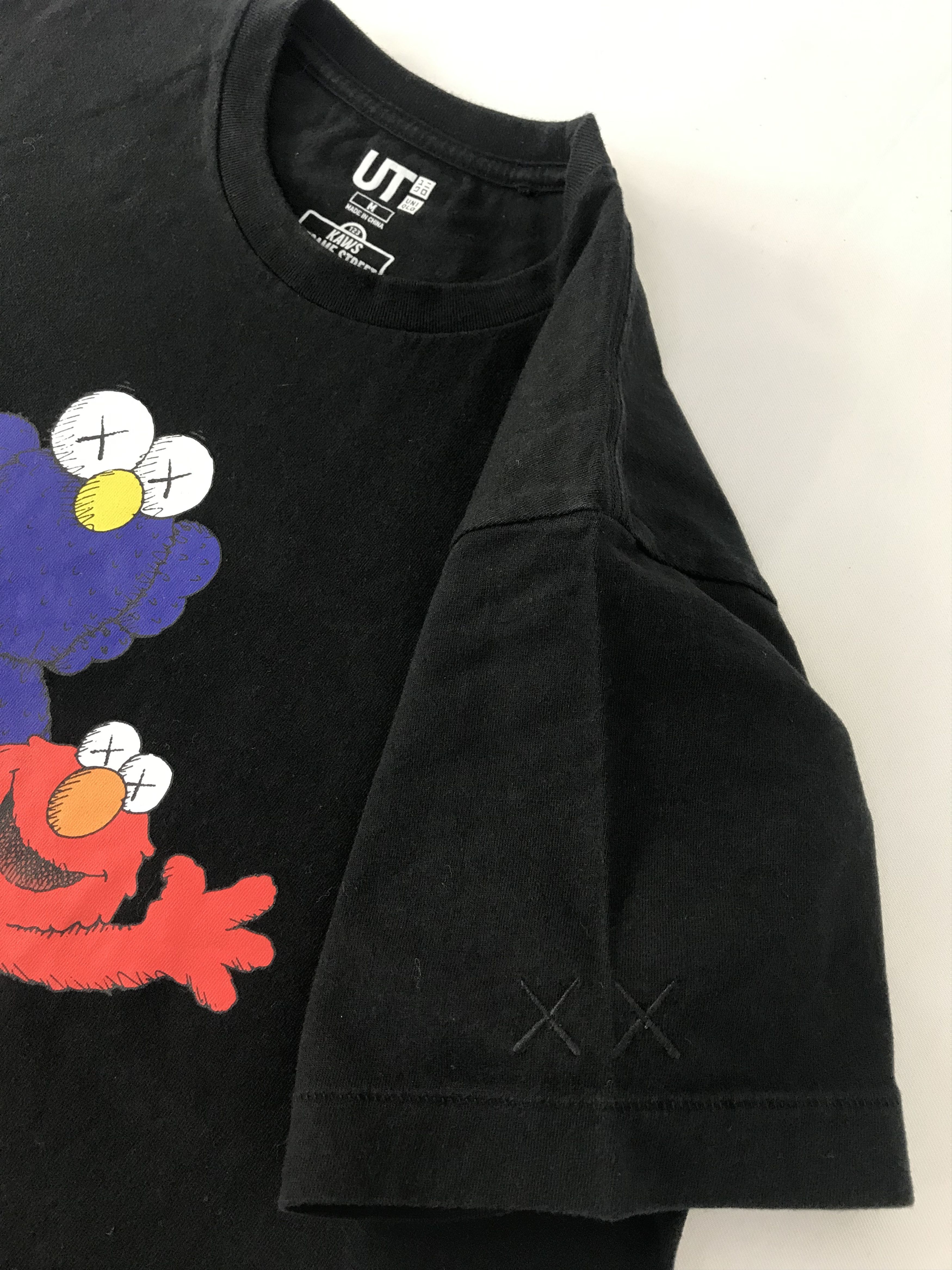 Kaws Kaws Sesame Street Big Logo Printed Tee T-shirt Size US M / EU 48-50 / 2 - 4 Thumbnail