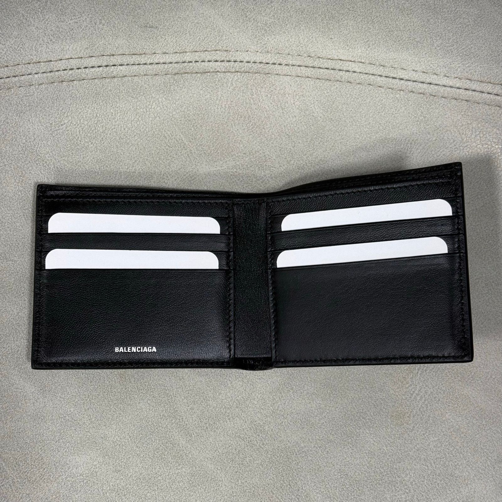 Balenciaga NEW Balenciaga Le Cagole Bifold Black Leather Wallet Size ONE SIZE - 2 Thumbnail