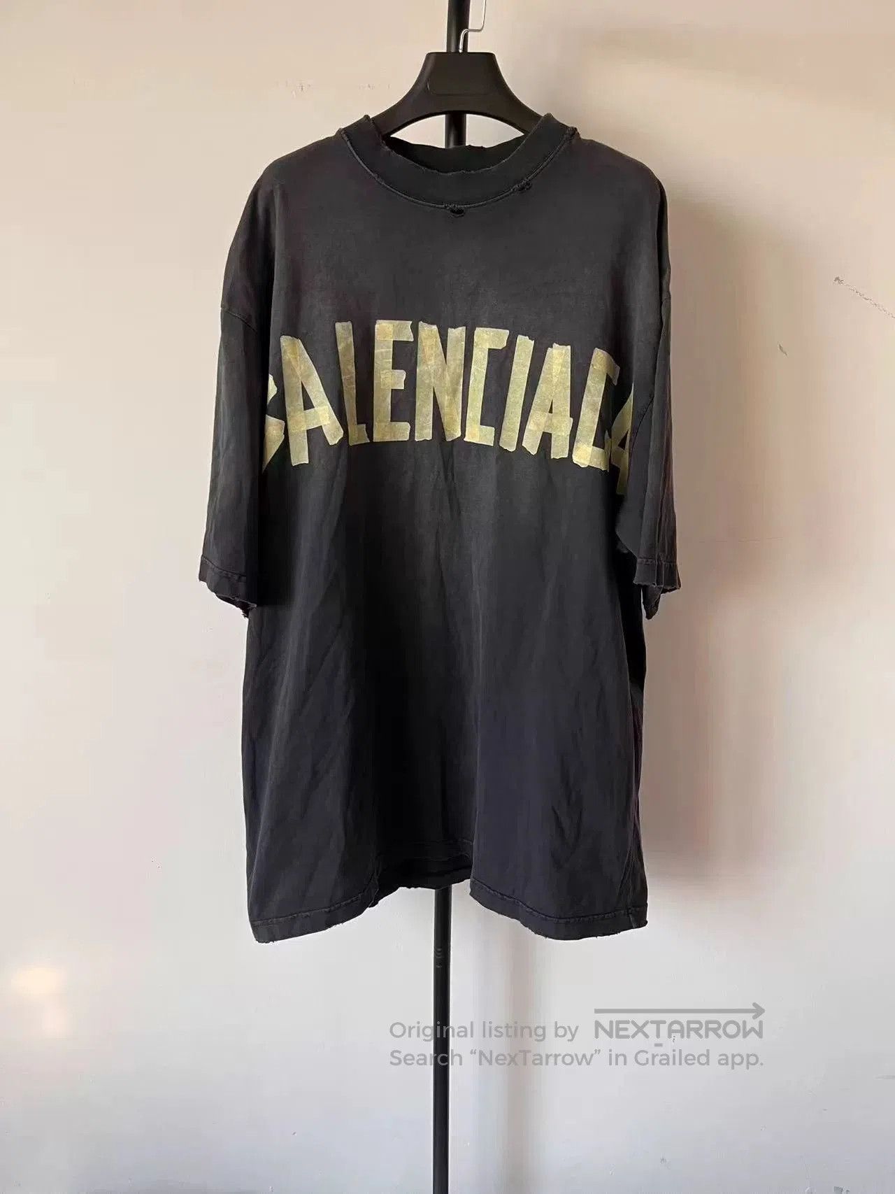 Balenciaga Balenciaga Printed Loose Short Sleeve T-Shirt. Size US L / EU 52-54 / 3 - 1 Thumbnail