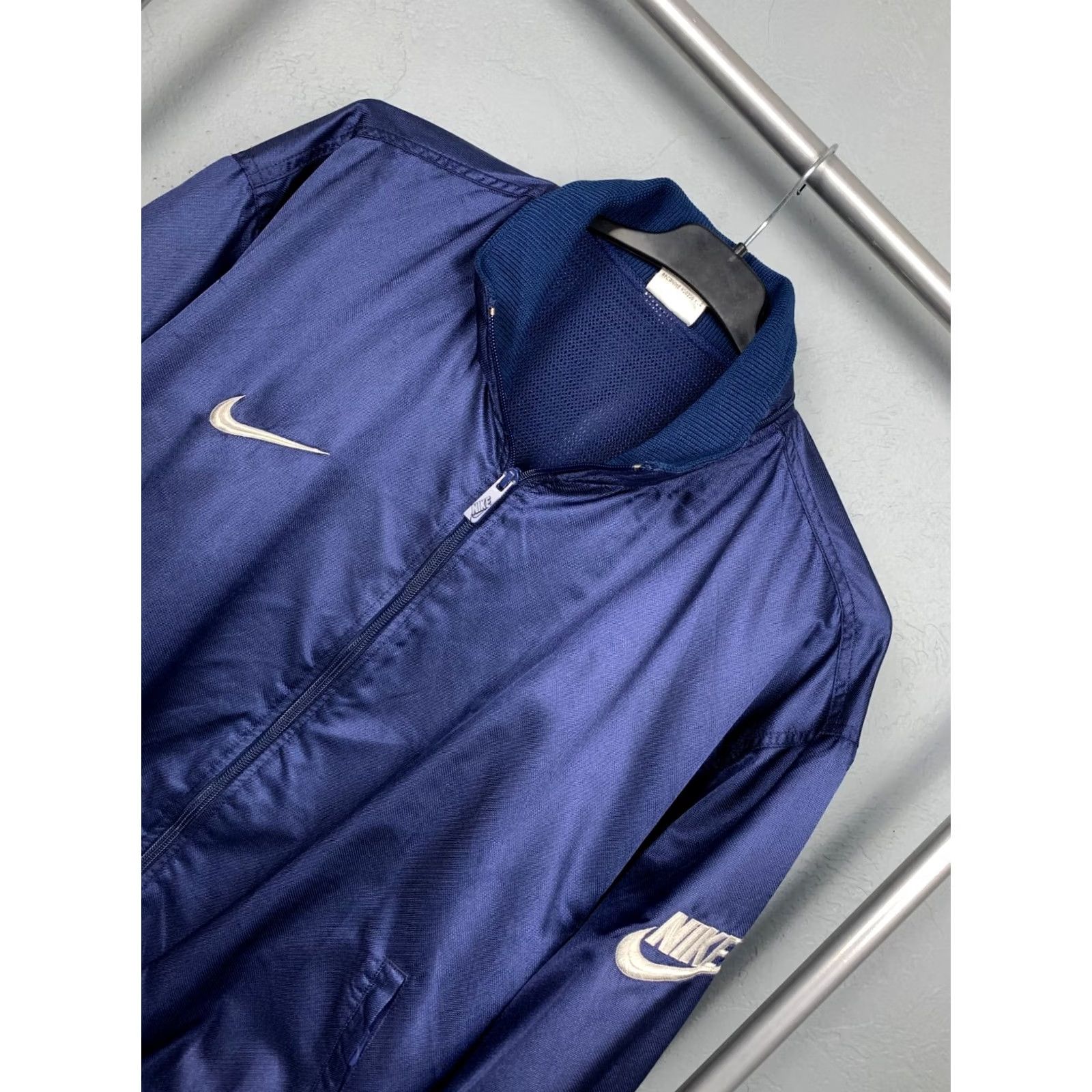 Nike Nike 90s Vintage Bomber Jacket Nylon XL Blue Mens Jacket Size US XL / EU 56 / 4 - 2 Thumbnail
