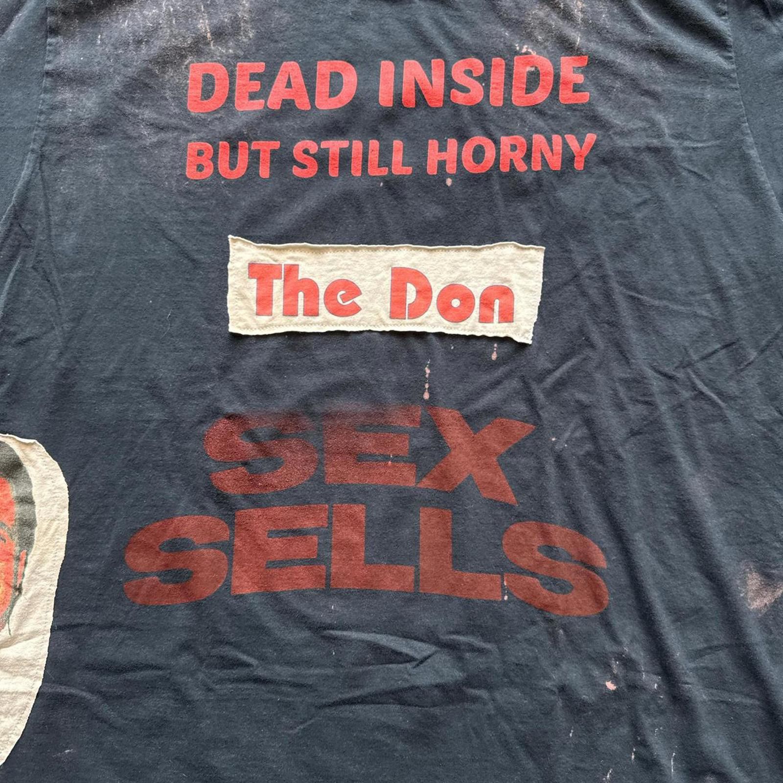 Other Poor Parker "The Don" "Sex Sells" Rework Vintage T-Shirt Size US XL / EU 56 / 4 - 3 Thumbnail