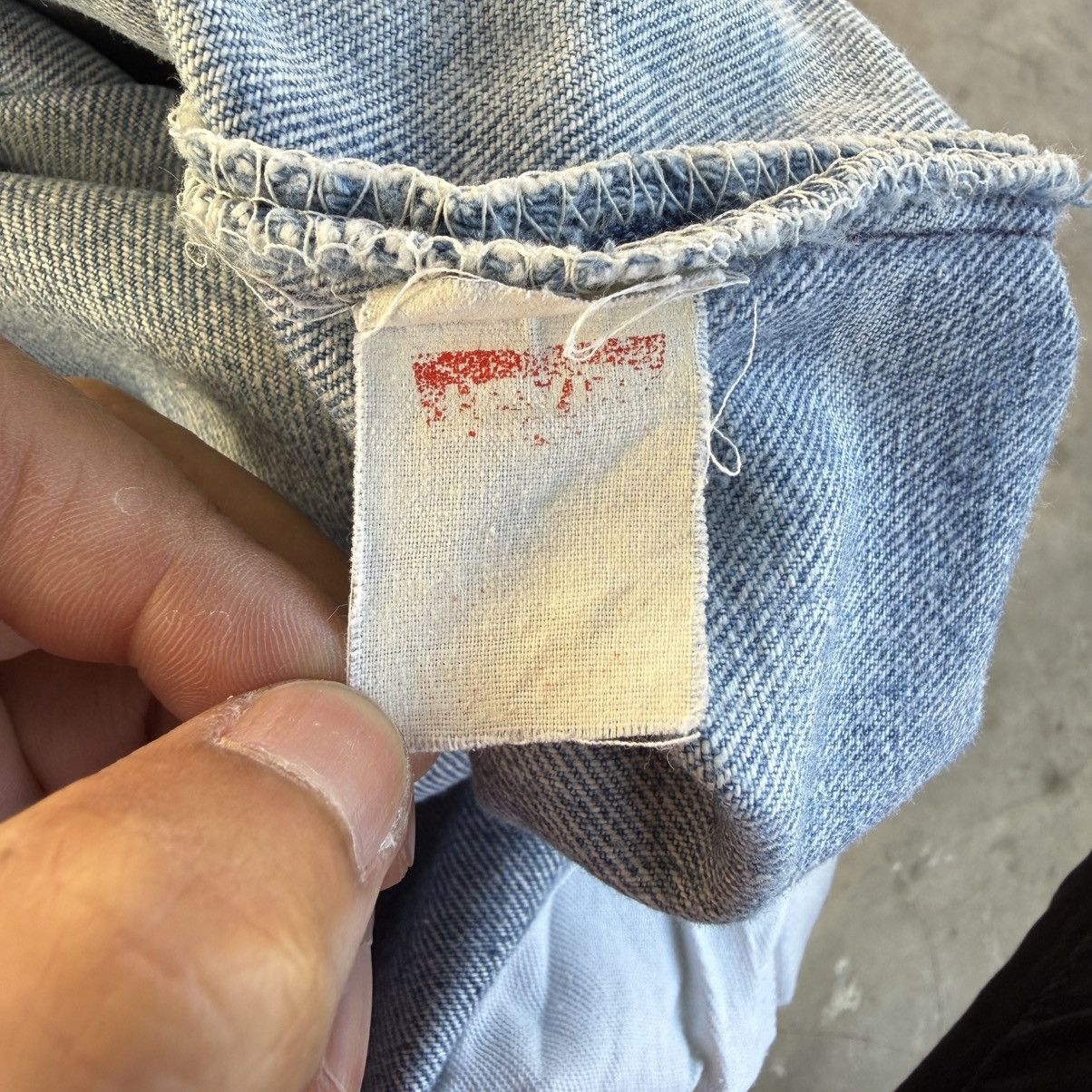 Levi's Vintage Clothing W30x30 Vintage Levi's 701 USA Faded Button Fly Denim Jean Size US 30 / EU 46 - 15 Thumbnail