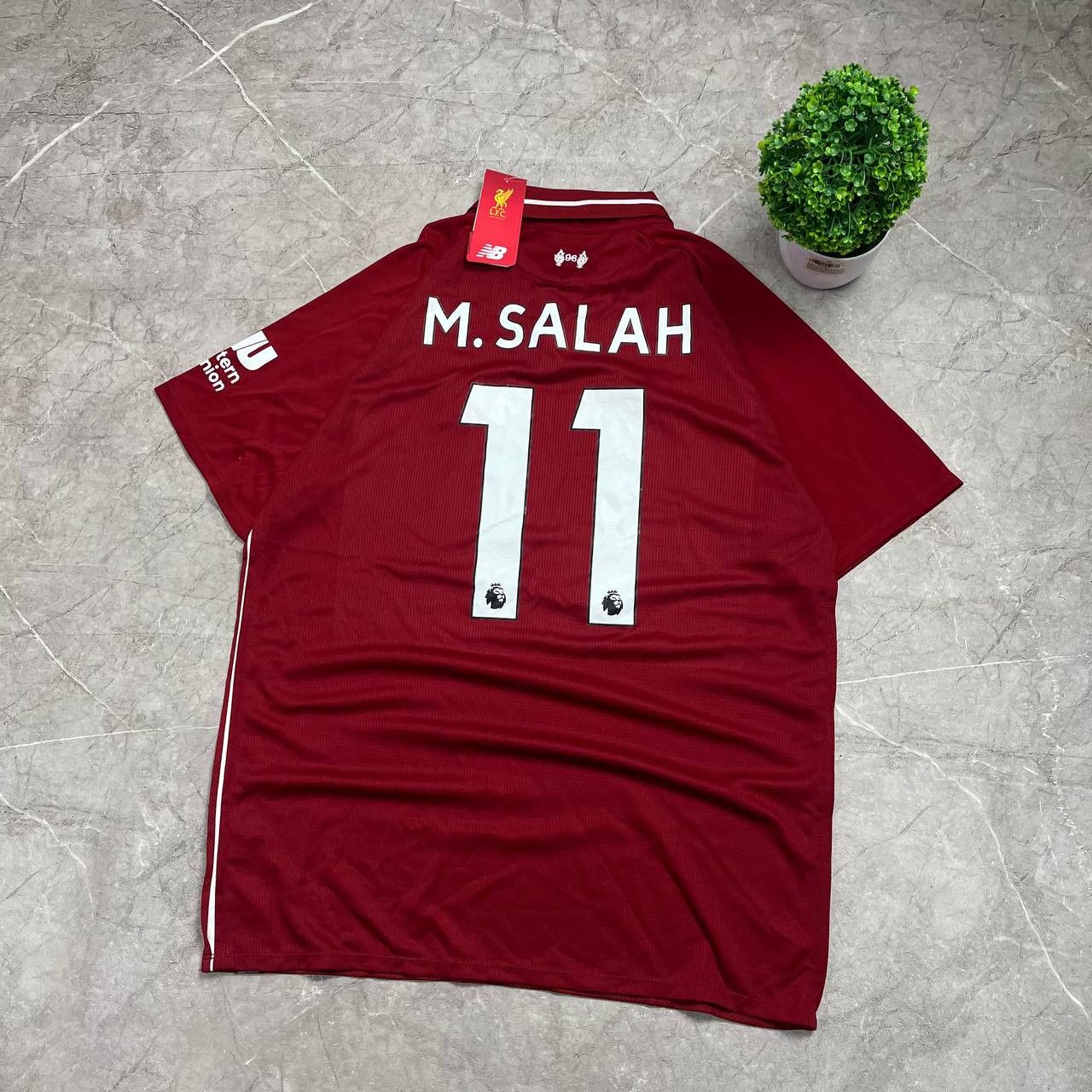 New Balance NWT New Balance Liverpool Jersey 2018/2019 #11 M.SALAH Size US L / EU 52-54 / 3 - 6 Thumbnail