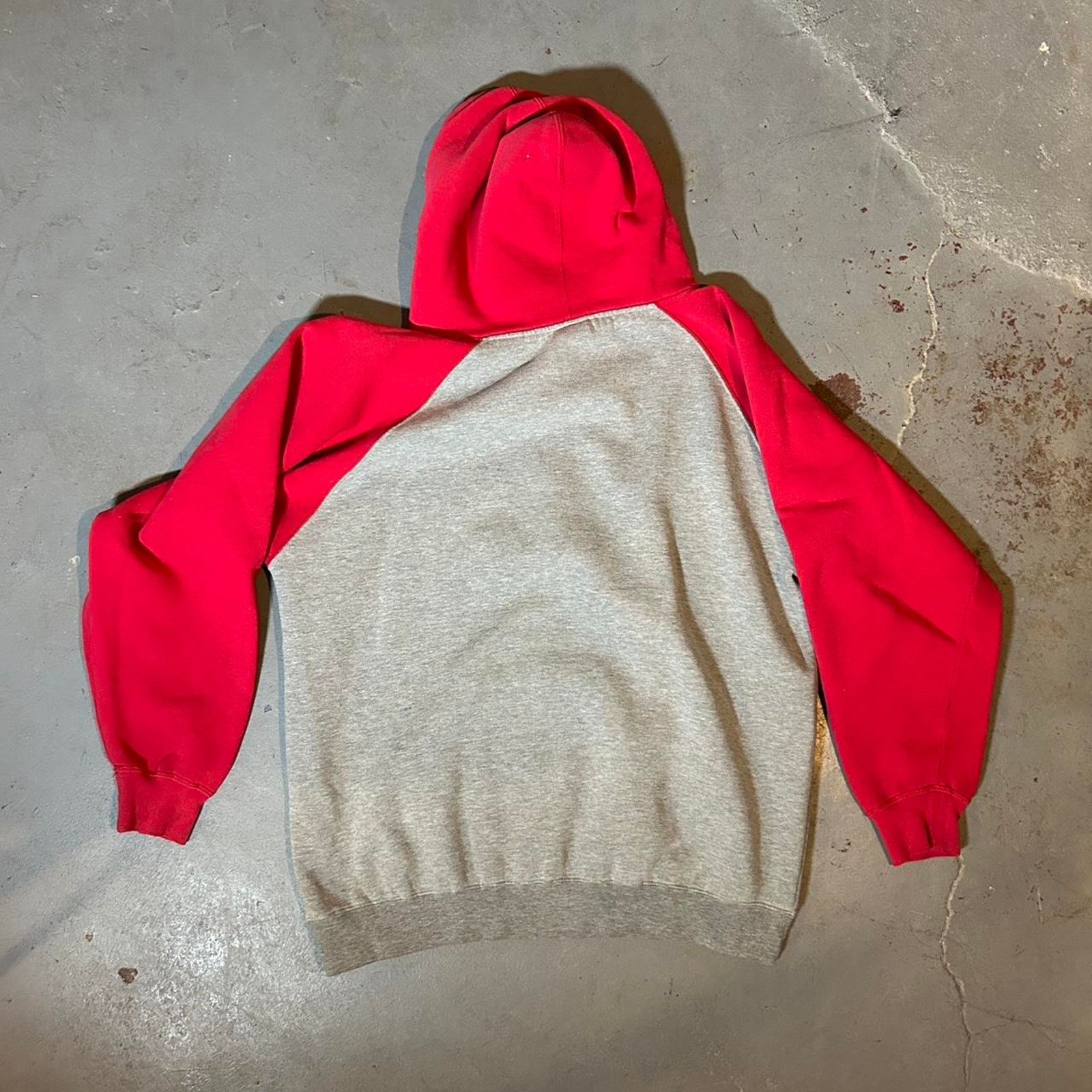 Emerica Y2k shorts skateboard hoodie sweater Size US L / EU 52-54 / 3 - 6 Thumbnail