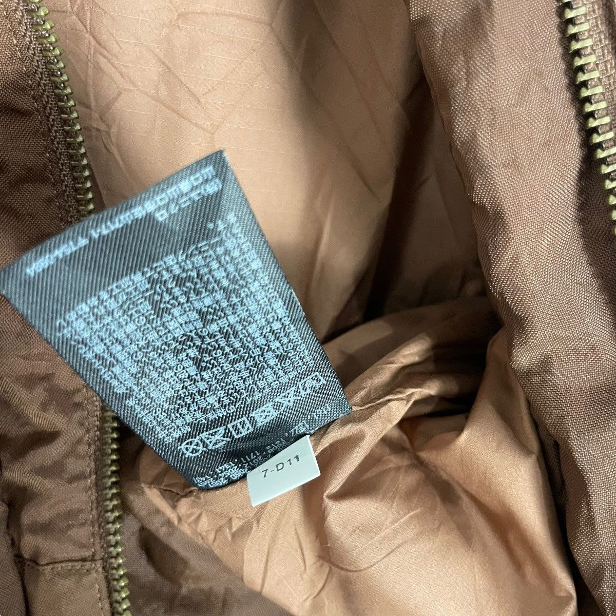 Japanese Brand Vintage Uniqlo Japanese Brand Designer Puffer Jacket Size US M / EU 48-50 / 2 - 9 Thumbnail