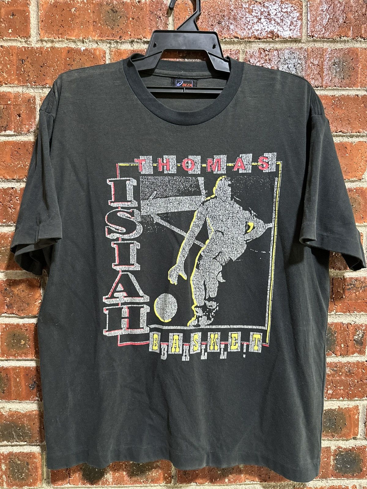 NBA Thrashed Vintage Isiah Thomas Faded Tee Size US L / EU 52-54 / 3 - 1 Thumbnail