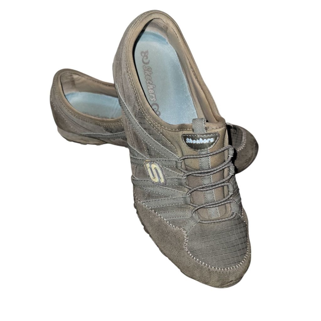 SKECHERS Skechers Slip-on Women's Size 9 Suede Grey/Blue Flat Shoes Size US 9 / IT 39 - 1 Thumbnail