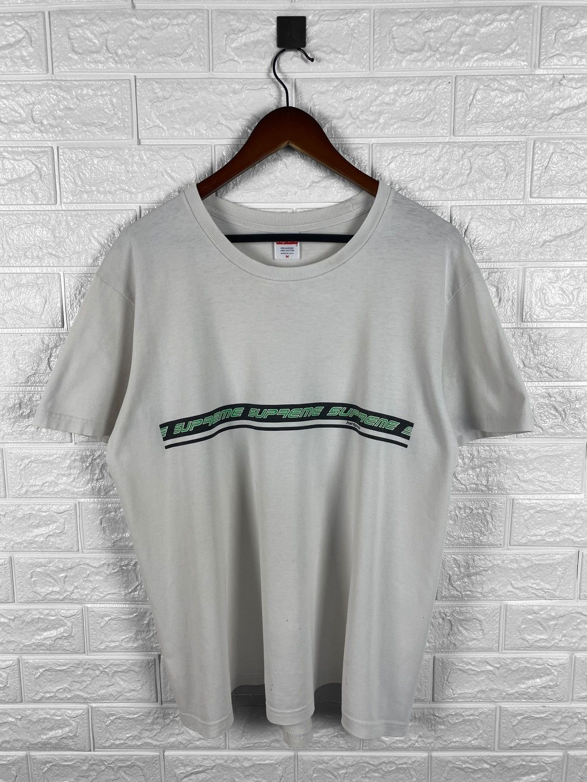 Supreme Supreme hardgoods big logo t shirt Size US M / EU 48-50 / 2 - 1 Thumbnail