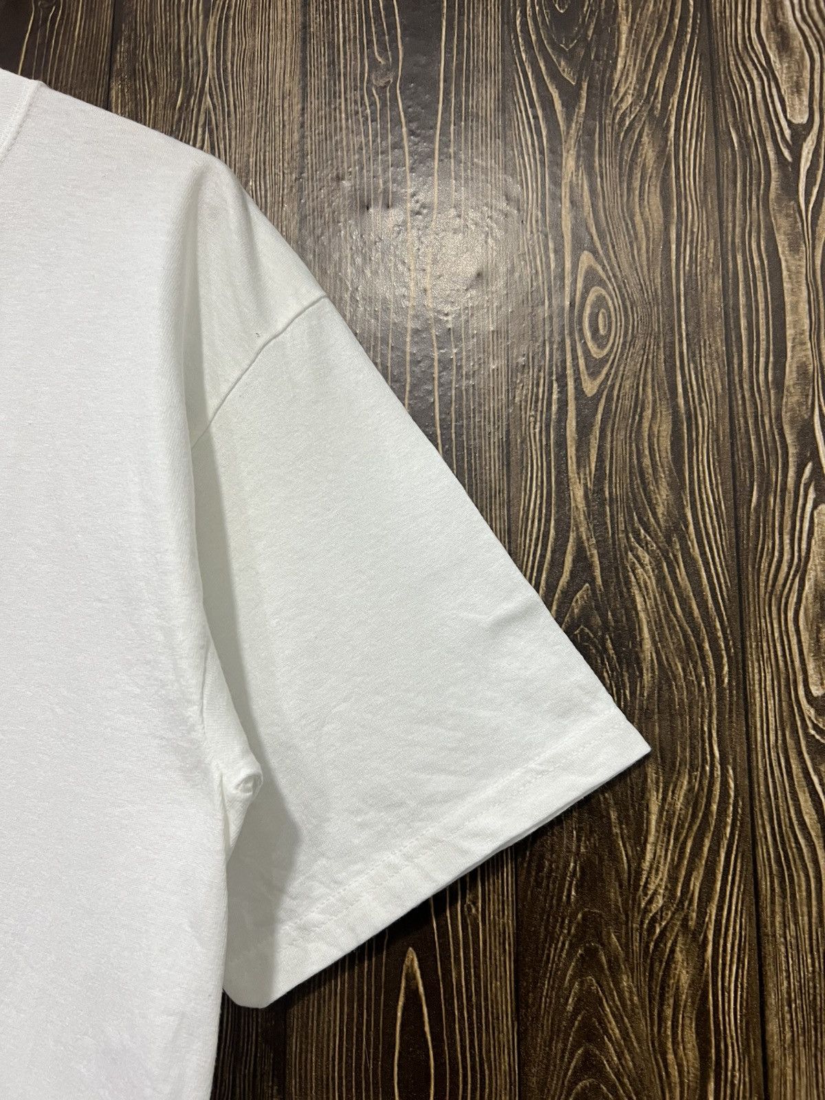 Vintage Vintage 90s Hershey’s Milk Chocolate Promo Tshirt Size US L / EU 52-54 / 3 - 5 Thumbnail