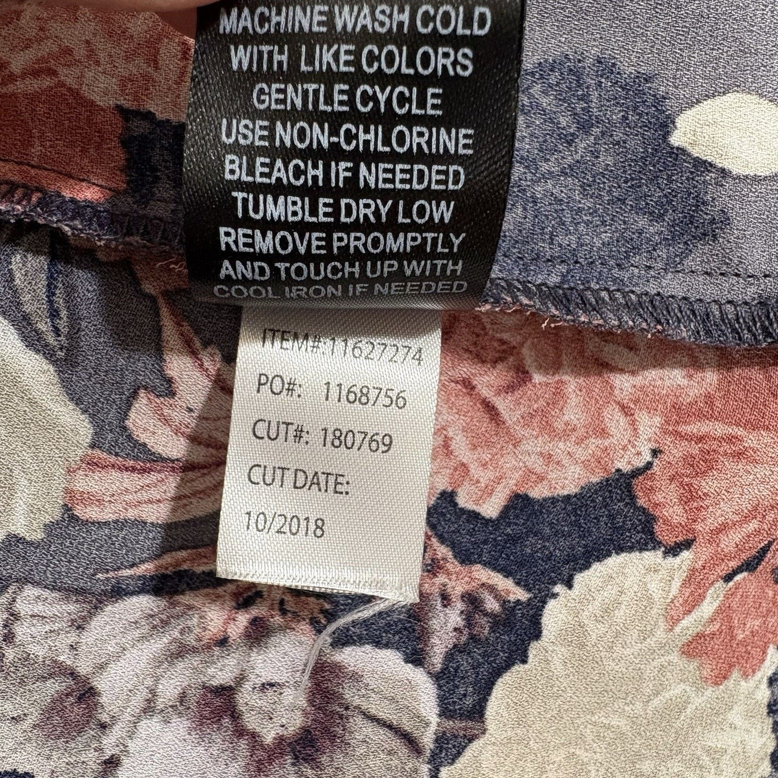 Other Torrid 0 Large Short Sleeve Blouse Purple Pink Floral Top Size L / US 10 / IT 46 - 13 Thumbnail