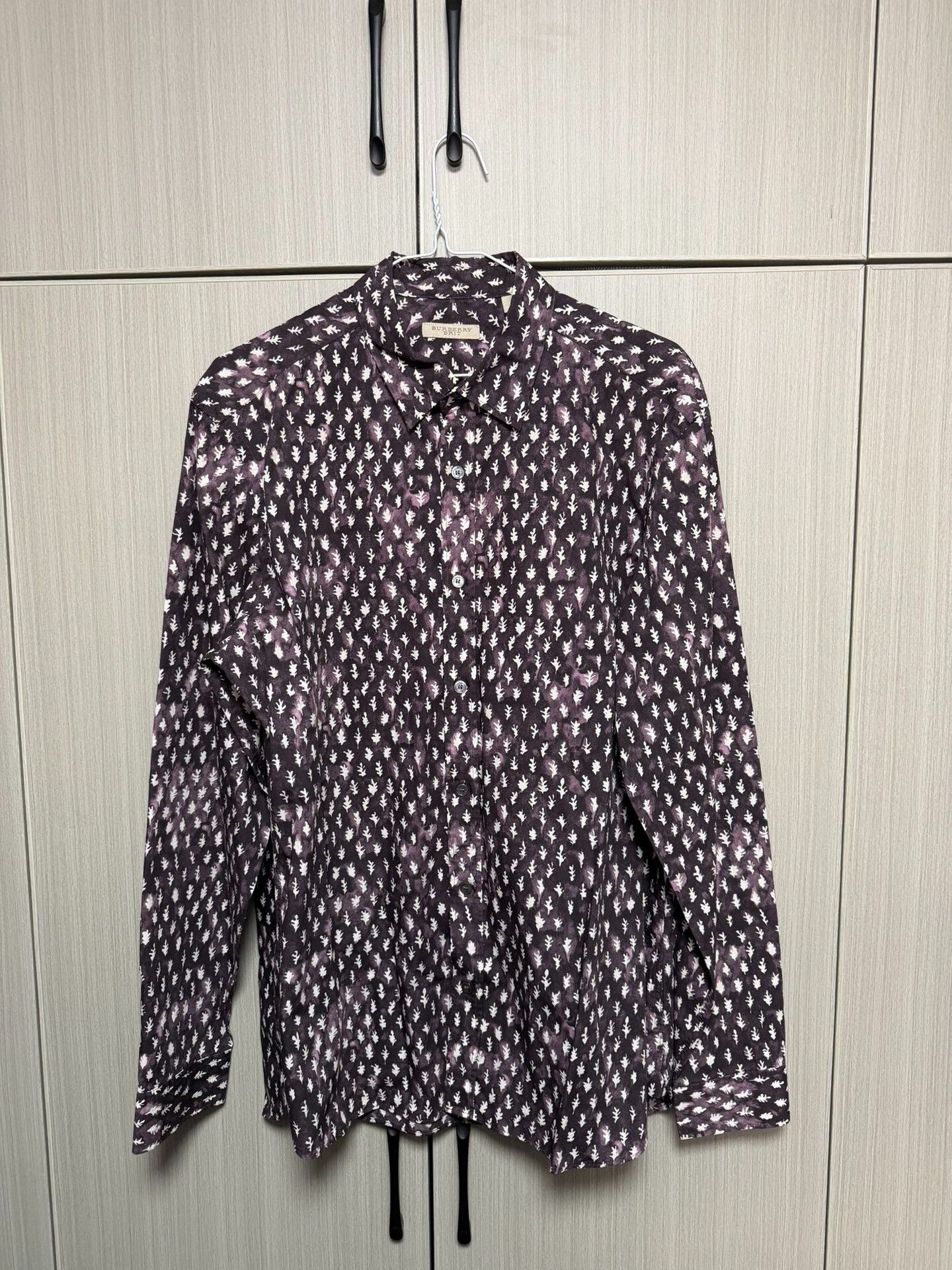 Burberry Burberry Casual Shirt l Men Size US L / EU 52-54 / 3 - 1 Thumbnail