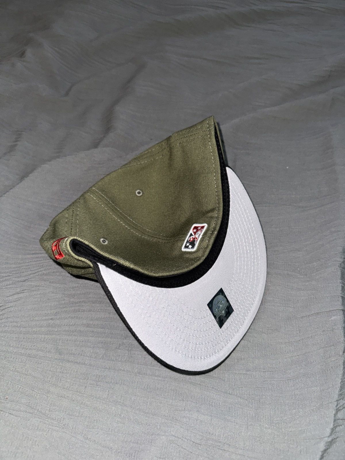 New Era Capital City Bombers fitted hat 7 3/8 Size ONE SIZE - 2 Thumbnail