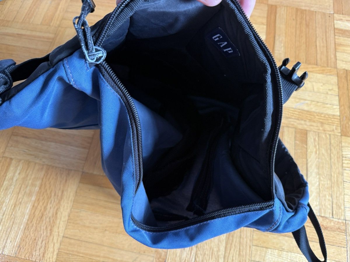 Gap Y2K Gap Blue Crossbody Bag Size ONE SIZE - 4 Thumbnail