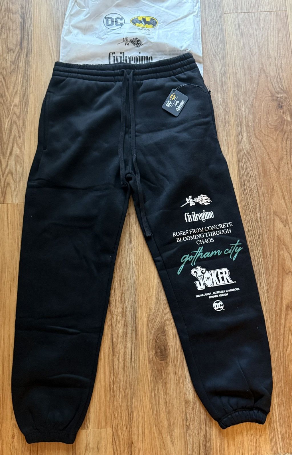 Civil Regime × Marvel Comics Civil regime X DC Joker Batman joggers medium Size US 30 / EU 46 - 1 Thumbnail