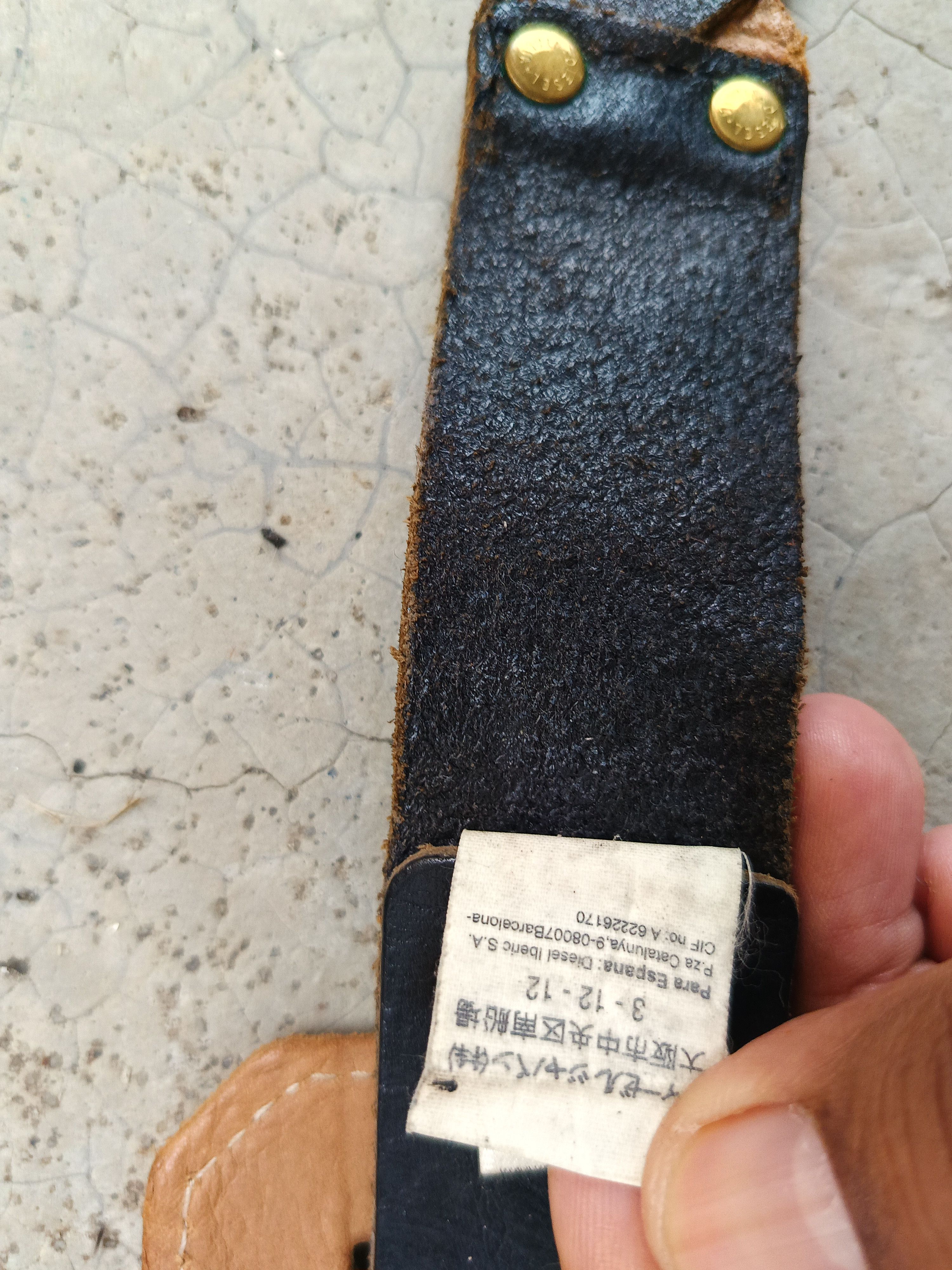 Diesel RARE🔥 DIESEL VINTAGE LEATHER BELT Size 32 - 16 Thumbnail