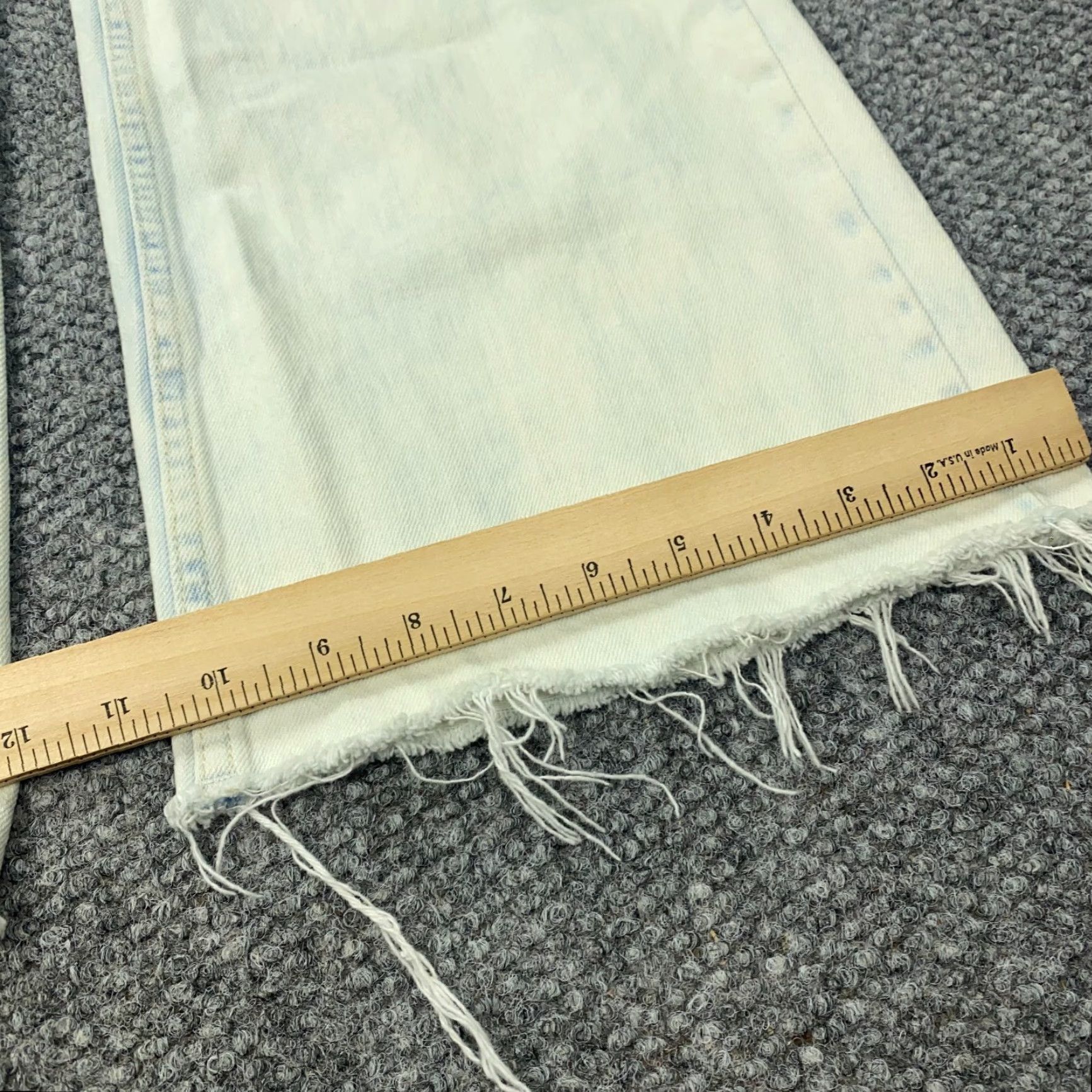 Vintage VINTAGE We The Free Womens Jeans Size 27 Blue Acid Wash Wide Leg Flared Raw Hem Spring Summer Womens Size 28" / US 6 / IT 42 - 7 Thumbnail