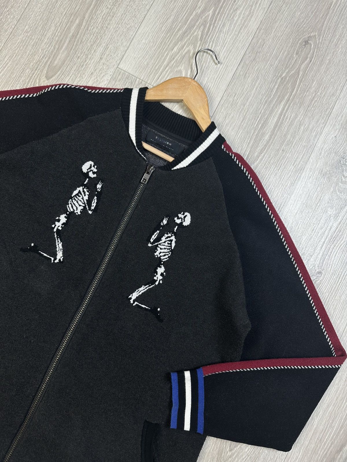 True Religion Religion Big Logo Skeleton Zip Cardigan Sweater Size L Size US L / EU 52-54 / 3 - 2 Thumbnail