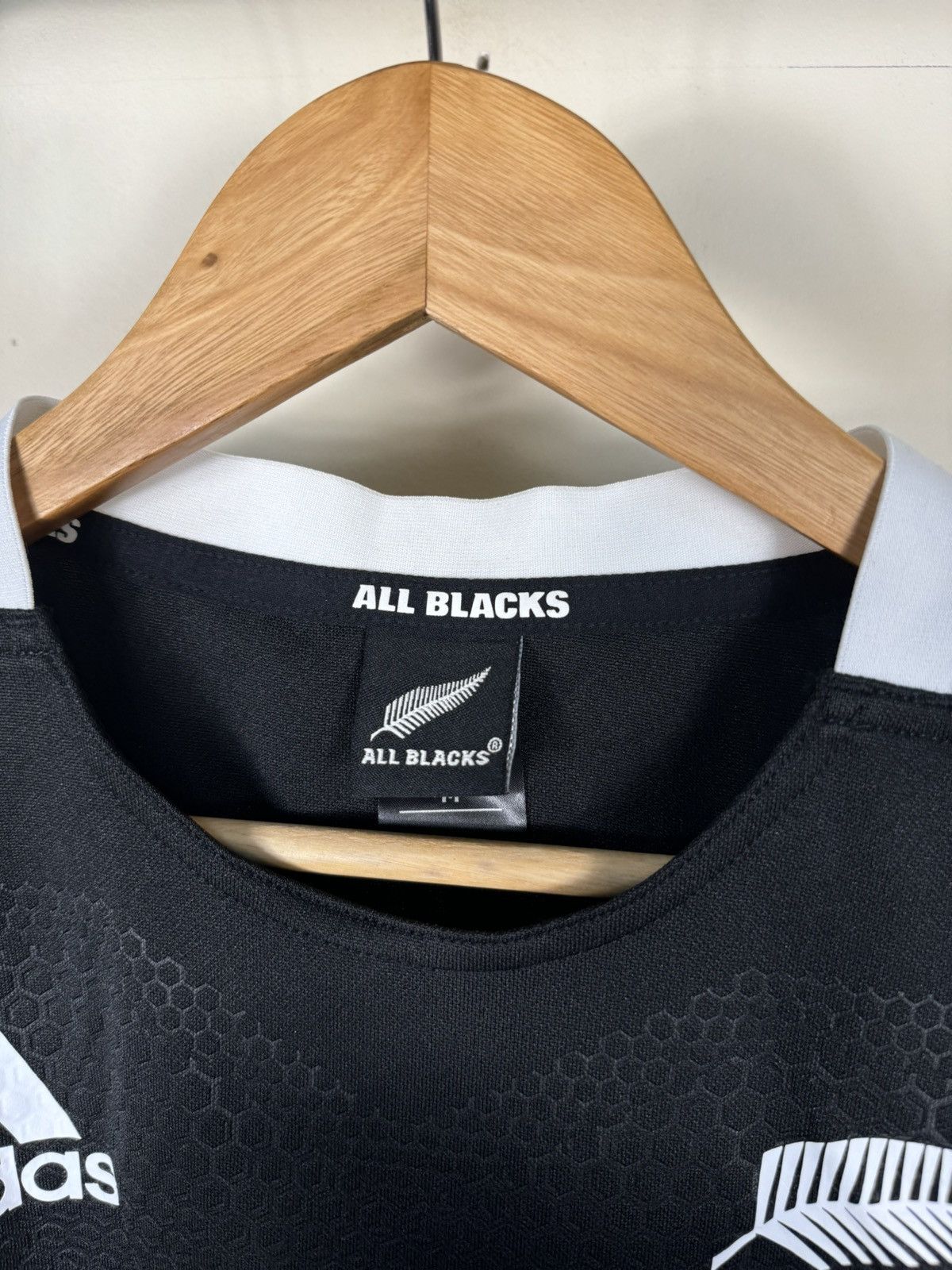 Canterbury of New Zealand Adidas New Zealand 2019 All Blacks Home Rugby Jersey Size US M / EU 48-50 / 2 - 4 Thumbnail