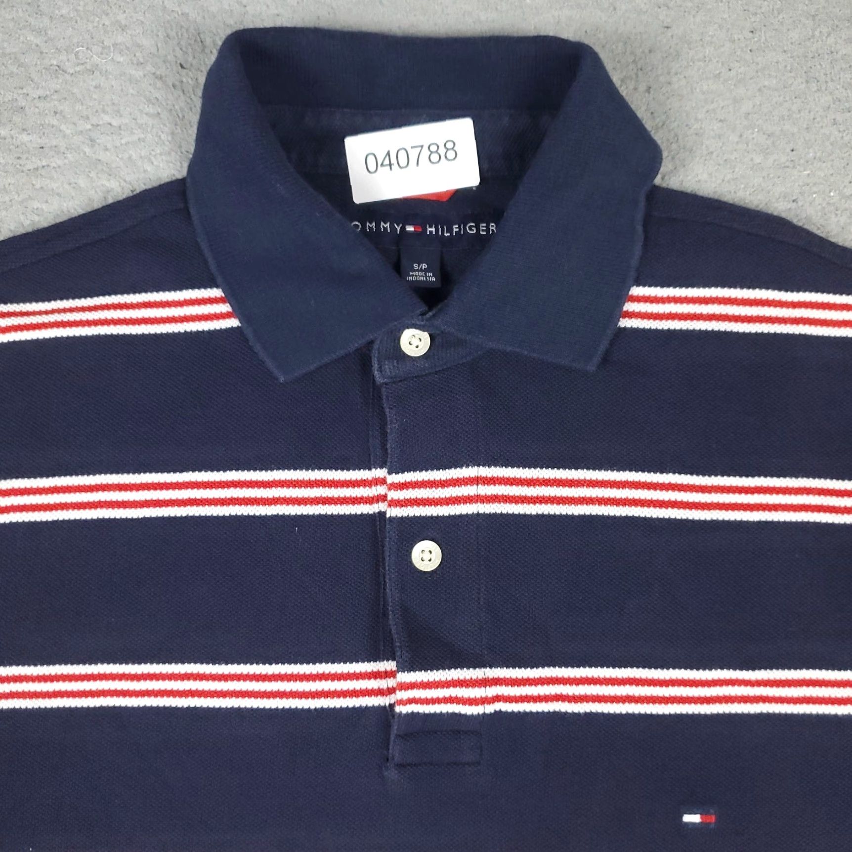 Tommy Hilfiger VINTAGE Tommy Hilfiger Polo Shirt Mens Small Blue Red Striped Casual Short Sleeve Polo Adult Small Blue Classic Logo N/A Mens Size US S / EU 44-46 / 1 - 2 Thumbnail