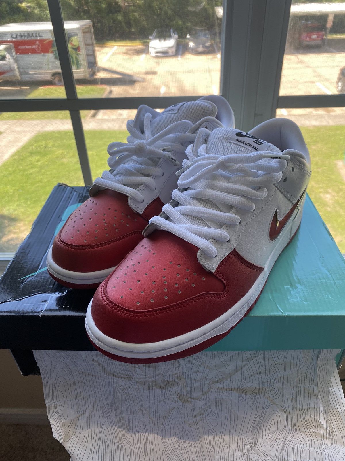 nike sb dunk low supreme jewel swoosh red