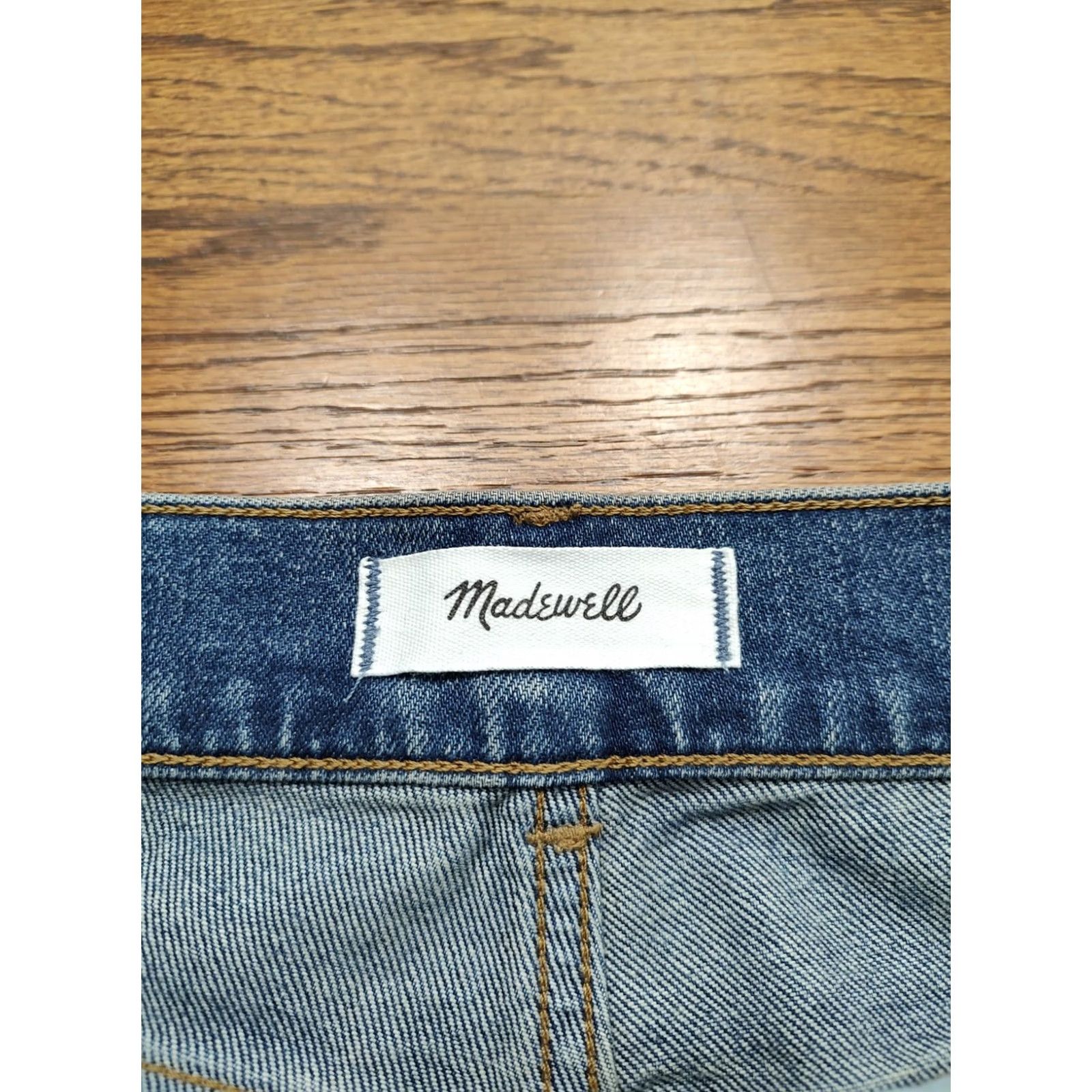 Madewell Madewell Jeans Womens 27 32 Inseam Denim 5-Pocket Flared Vintage Look Bohemian 90s Distressed Stretch Blue Denim Shirt? Size 27" / US 4 / IT 40 - 5 Thumbnail