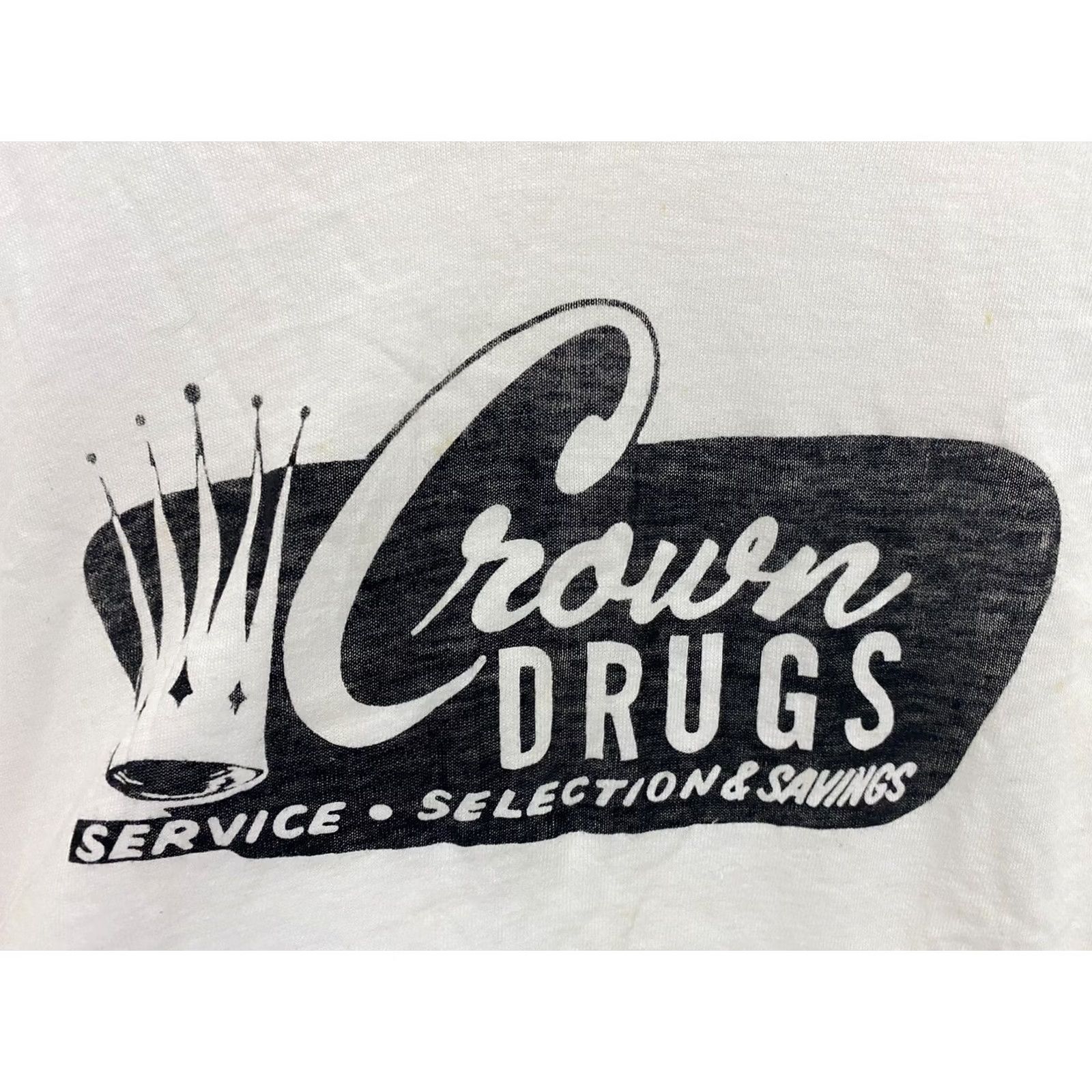 Hanes VINTAGE Hanes T-Shirt Size L 80s Crown Drugs Pharmacy Store Thin Single Stitch White Mens Size US L / EU 52-54 / 3 - 3 Thumbnail