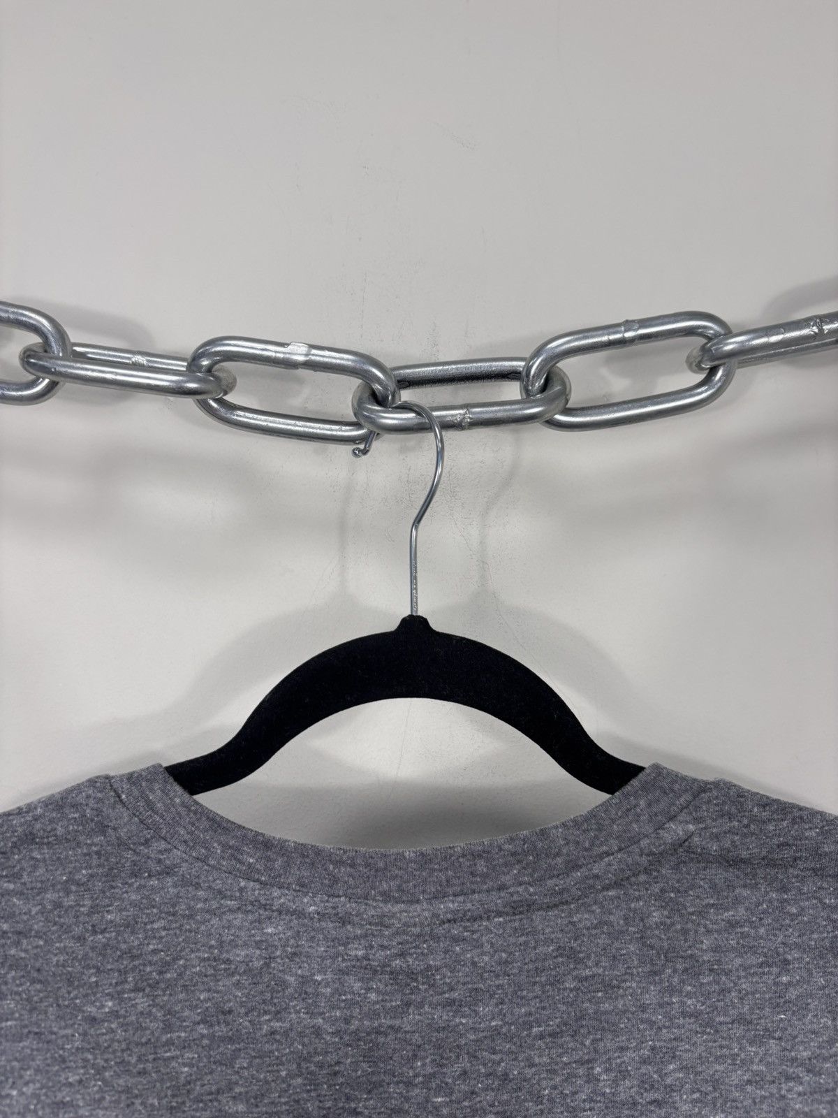 Oakley Oakley Military Channel NWT Men’s Athletic Heather Grey Tee Size US XL / EU 56 / 4 - 15 Thumbnail