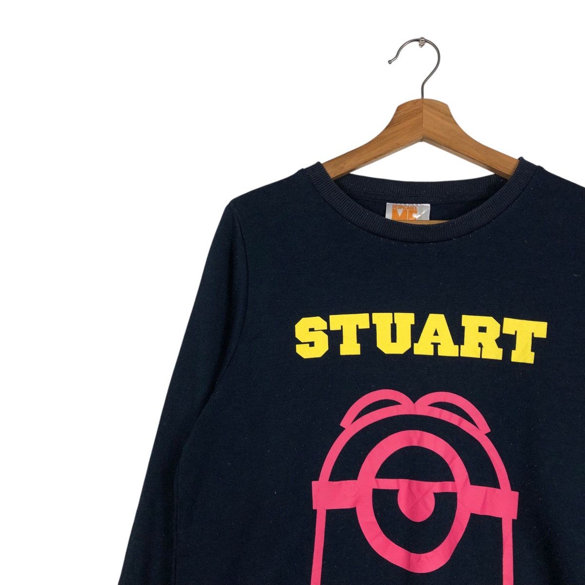Cartoon Network × Japanese Brand 📌Despicable Minion Made Stuart Sweatshirt Big Logo Size US L / EU 52-54 / 3 - 8 Thumbnail