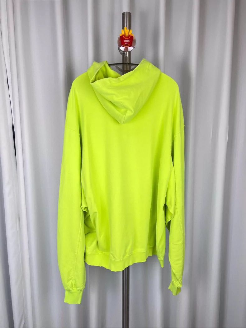 Balenciaga Balenciaga Big damage letter printing hole hoodie fluoresc Size US XS / EU 42 / 0 - 2 Thumbnail