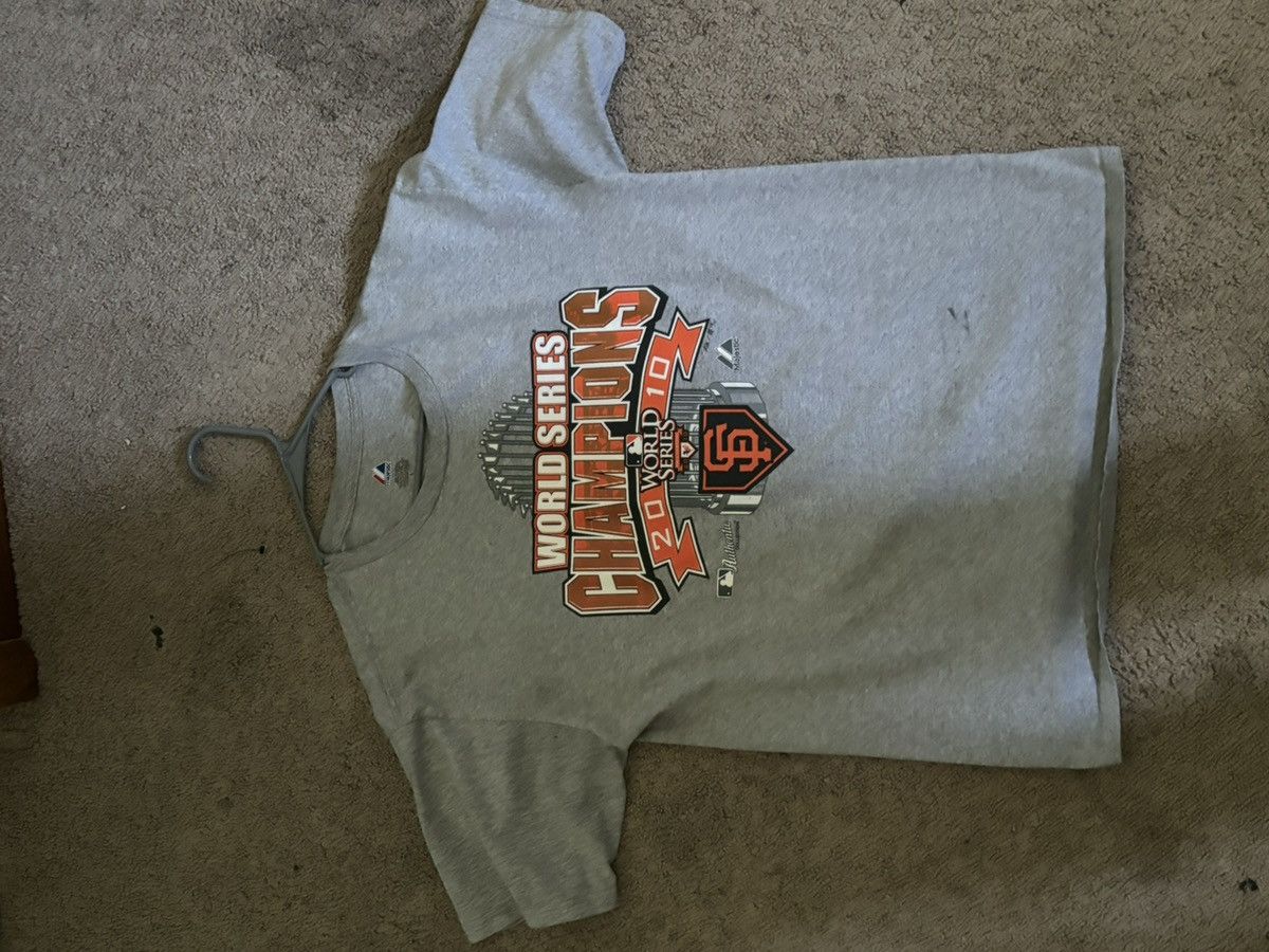 Majestic Grey SF Giants 2010 World Series Tee Size US L / EU 52-54 / 3 - 1 Thumbnail