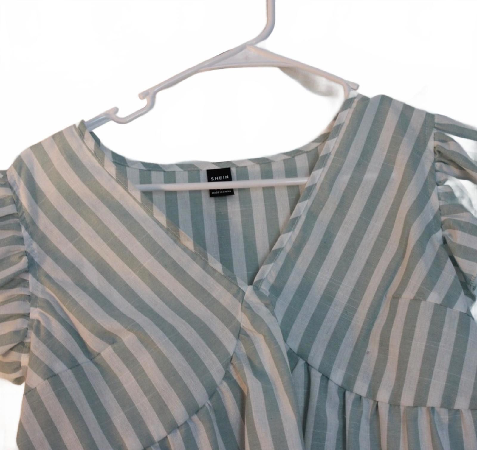 Shein SHEIN Women's Mint Striped Ruffle Cropped Blouse Sz Small Size S / US 4 / IT 40 - 3 Thumbnail