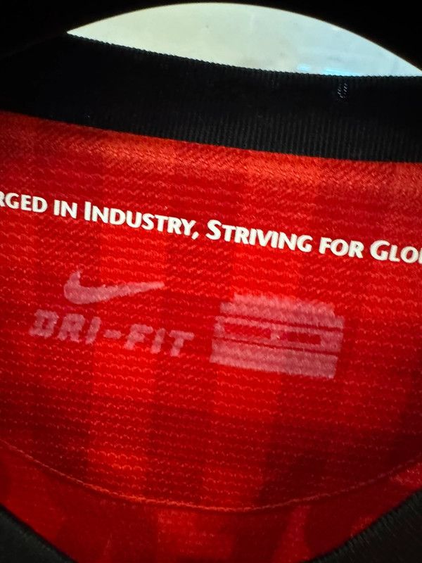 Nike × Vintage Nike Manchester United 2012-13 v.Persie #20 Home Jersey S Size US S / EU 44-46 / 1 - 4 Thumbnail