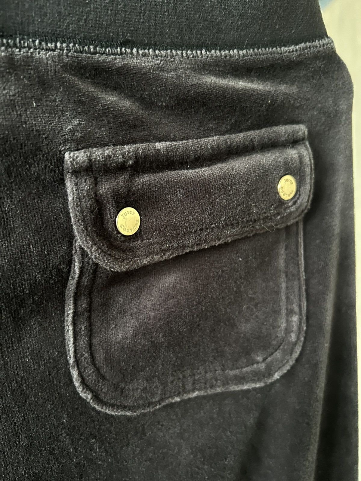 Juicy Couture × Vintage Sweatpants juicy couture velour vintage y2k x-small size Size 24" / US 00 / IT 34 - 3 Thumbnail