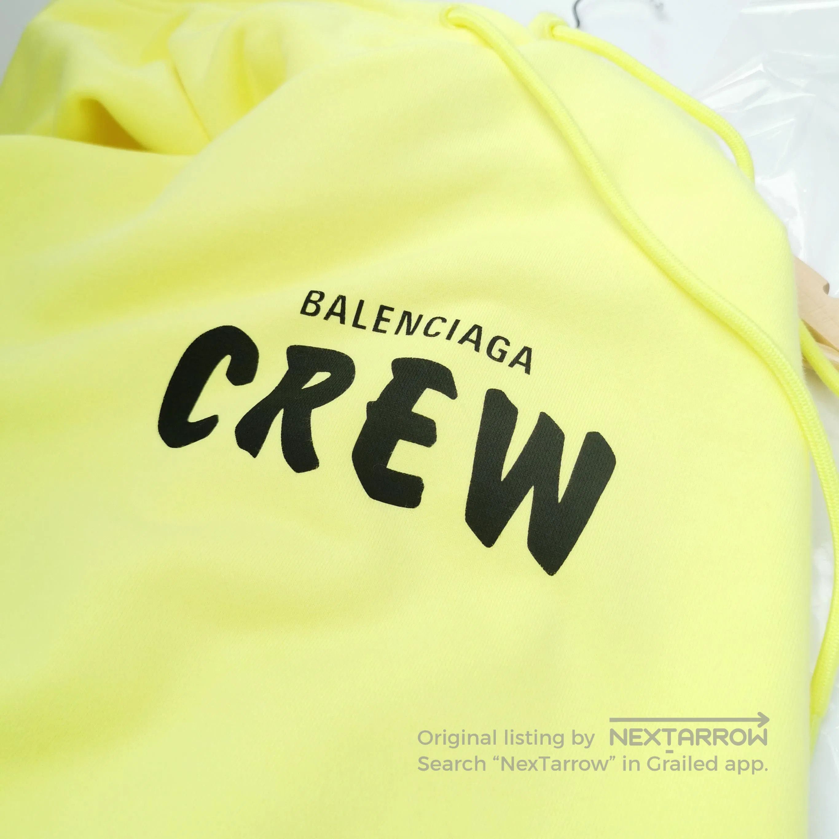 Balenciaga Balenciaga Yellow Crew Logo Hoodie. Size XXS / US 00 / IT 34 - 1 Thumbnail