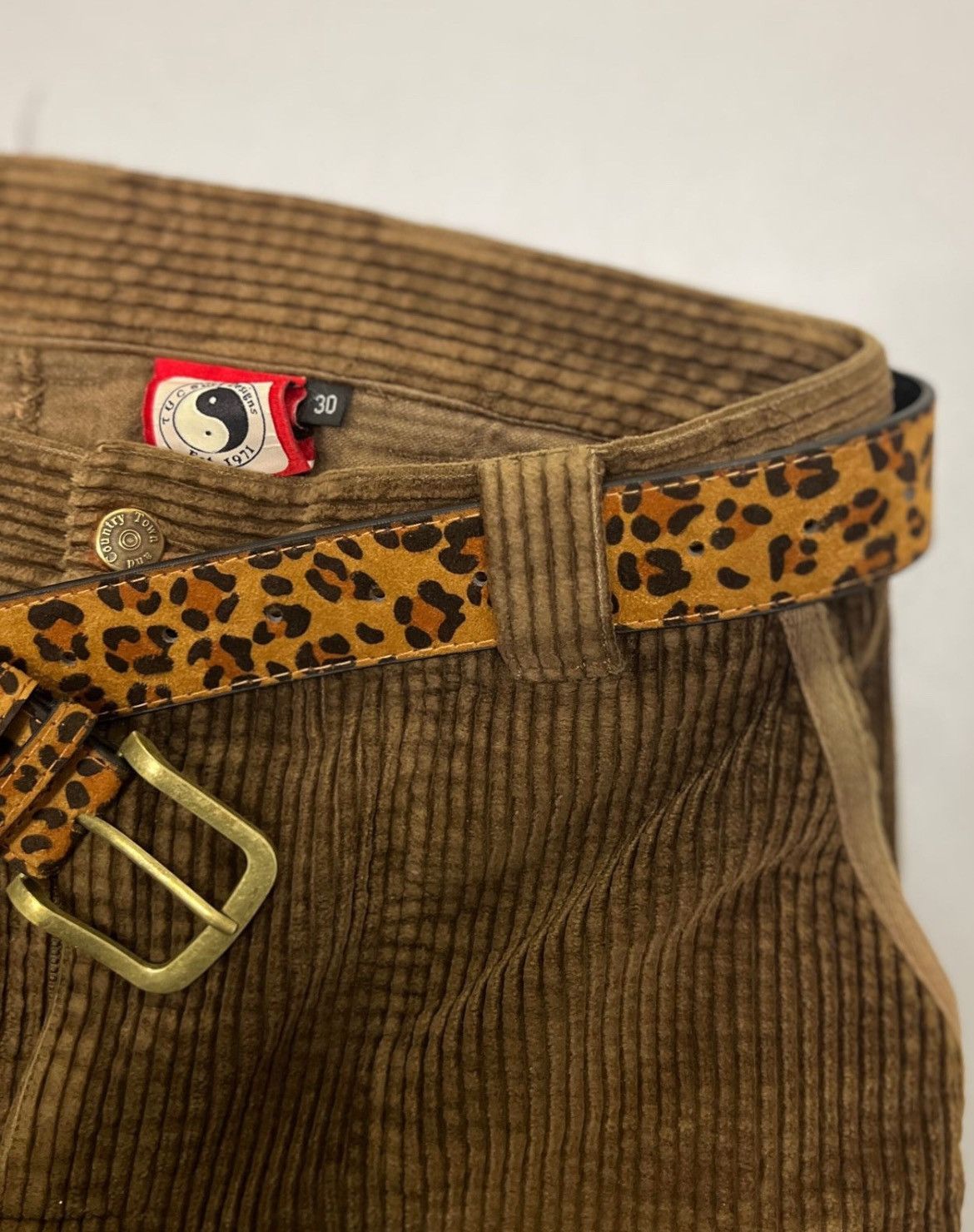 Japanese Brand 2000s leopard cheetah print belt Size 32 - 4 Thumbnail