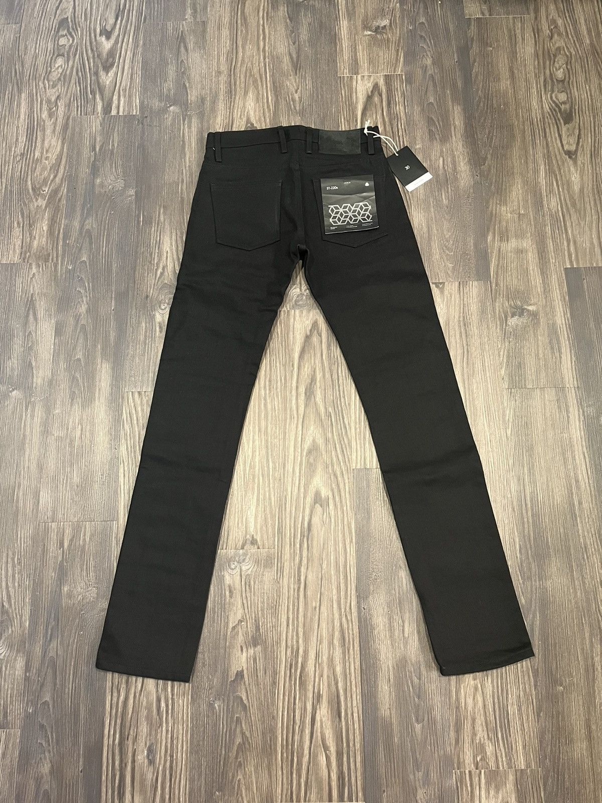 image of 3Sixteen 14.5Oz St-220 Slim Tapered Denim in Black, Men's (Size 30)