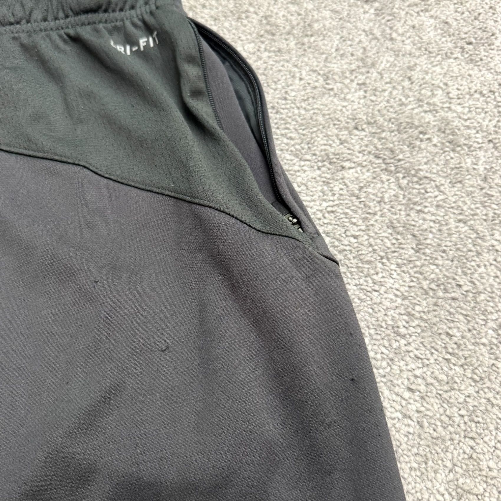 Nike Nike Dri-Fit Squad 14 Sideline Training Track Pants Mens Medium Black Ankle Zip Size US 31 - 3 Thumbnail