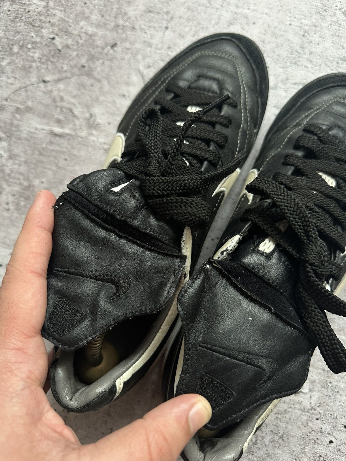 Nike 00s Nike Tiempo Vintage Leather Soccer Shoes Size US 9 / EU 42 - 13 Thumbnail