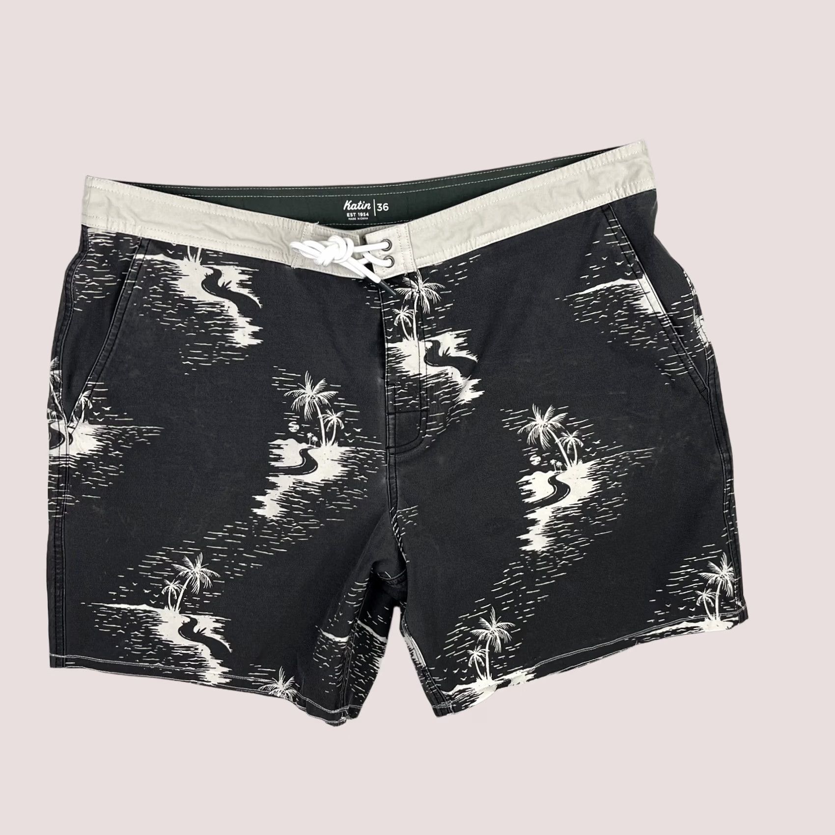 Katin Katin Shorts Men 36 Black Swim Hybrid Trunks Beach Surfing Swimming Athletic Bottom Mens Size US 36 / EU 52 - 1 Thumbnail