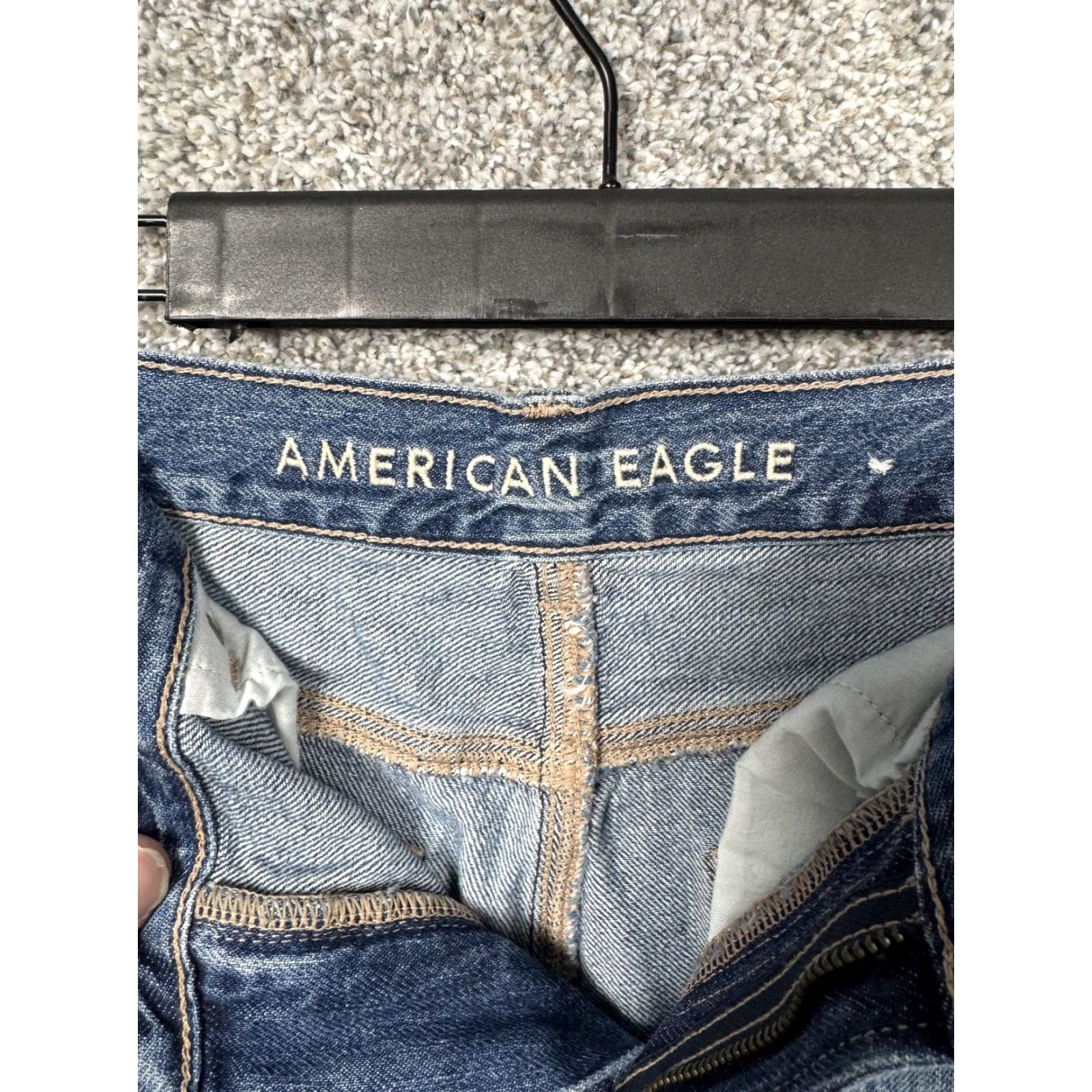 American Eagle Outfitters American Eagle Outfitters Jeans Womens 8 Blue Relaxed Mom High Rise Distressed Size 30" / US 8 / IT 44 - 7 Thumbnail