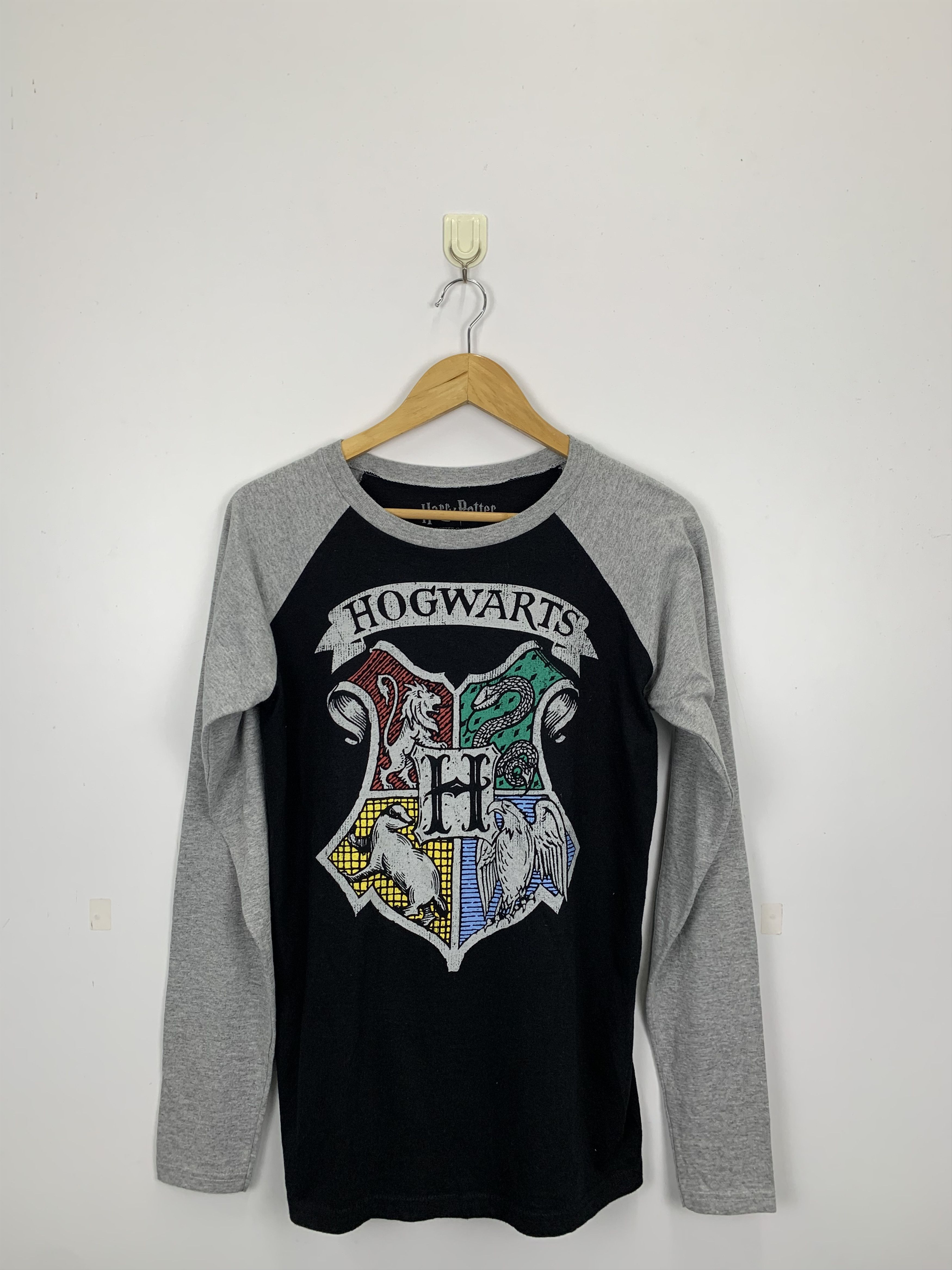 Other Harry Potter Hogwarts Longsleeve Tee TA0135 Size US XL / EU 56 / 4 - 1 Thumbnail