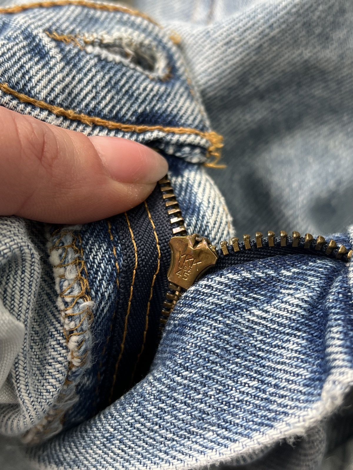 Levi's Levis vintage washed faded jeans 90s style Size US 32 / EU 48 - 6 Thumbnail