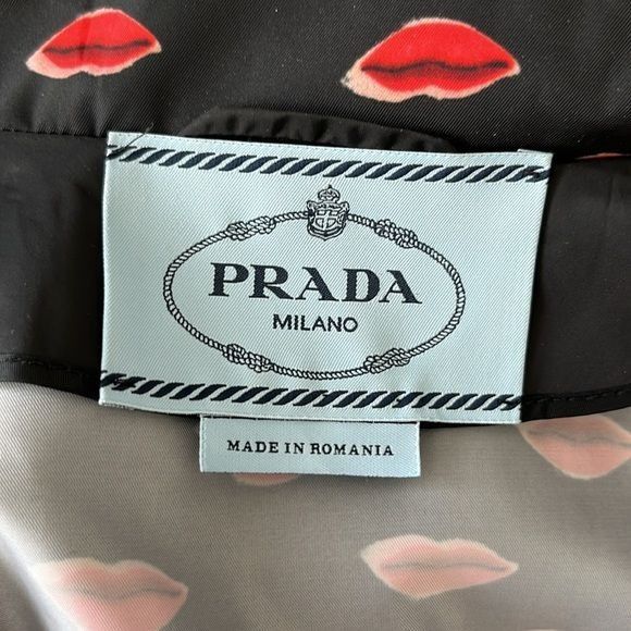 Prada Prada 18/19 Lips Mouths Trench Coat Jacket Size S / US 4 / IT 40 - 10 Thumbnail