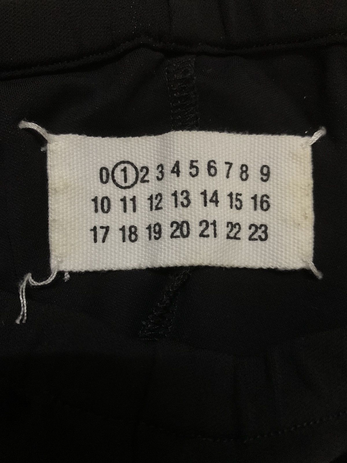 Maison Margiela Maison Margiela Leggings Pant Size 30" / US 8 / IT 44 - 10 Thumbnail