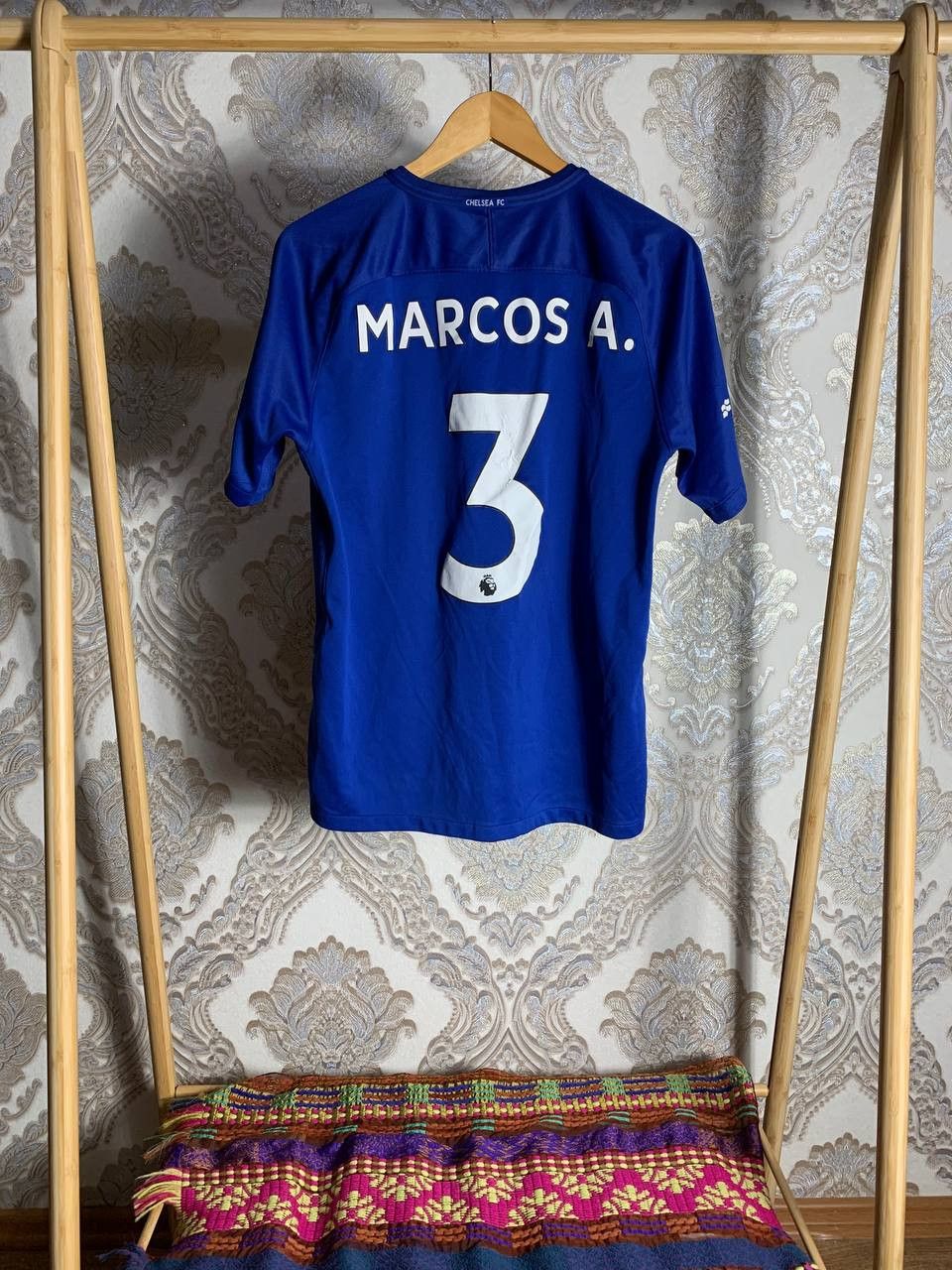 Nike Vintage Nike FC Chelsea London England Soccer Jersey Y2K Size US M / EU 48-50 / 2 - 11 Thumbnail
