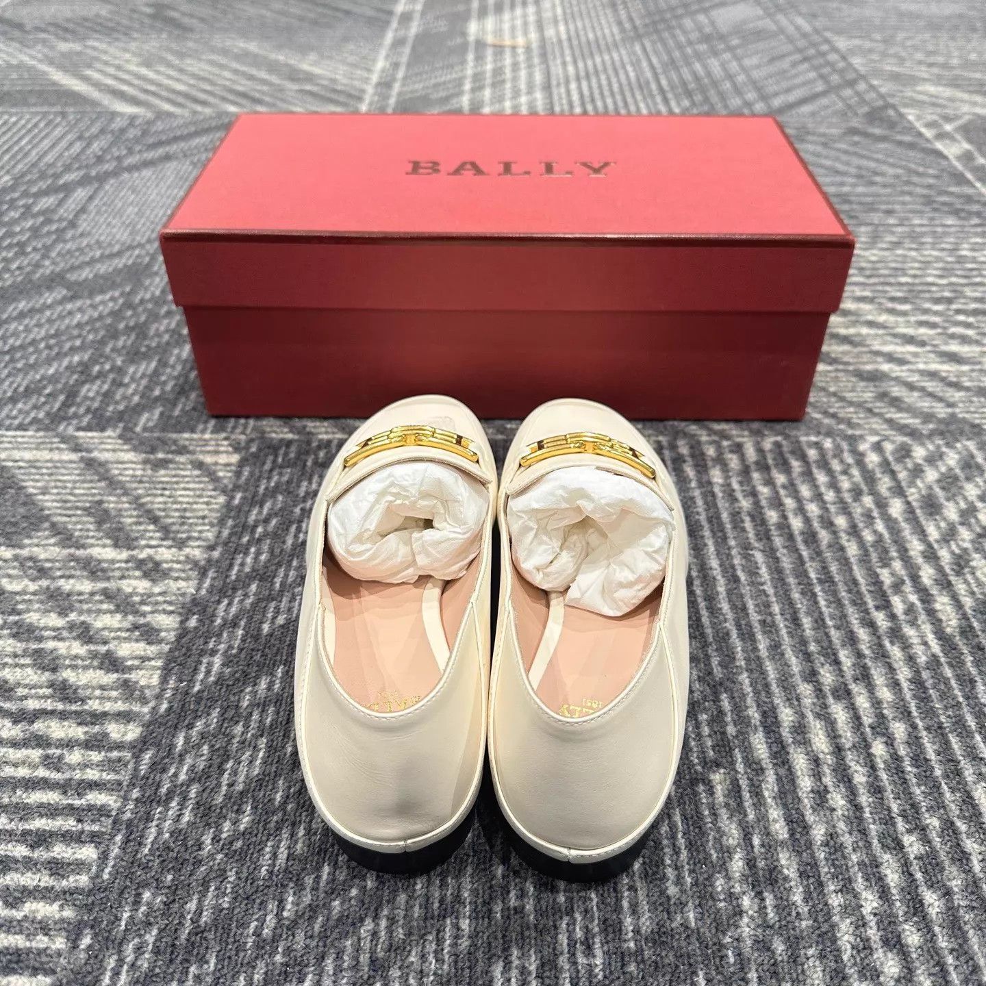 Bally Bally Ellah Flat Loafers EUR 36 New with box Size US 5.5 / IT 35.5 - 3 Thumbnail